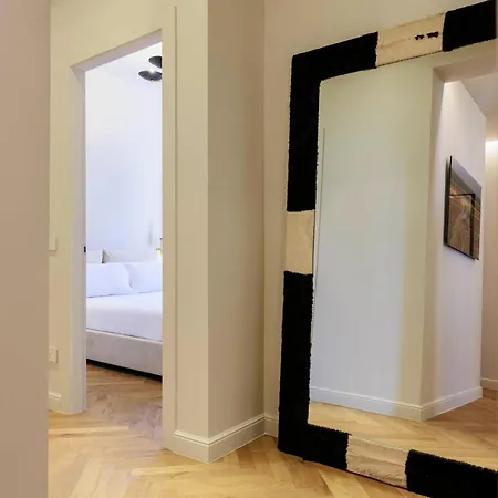 Lungarno Luxury דירה